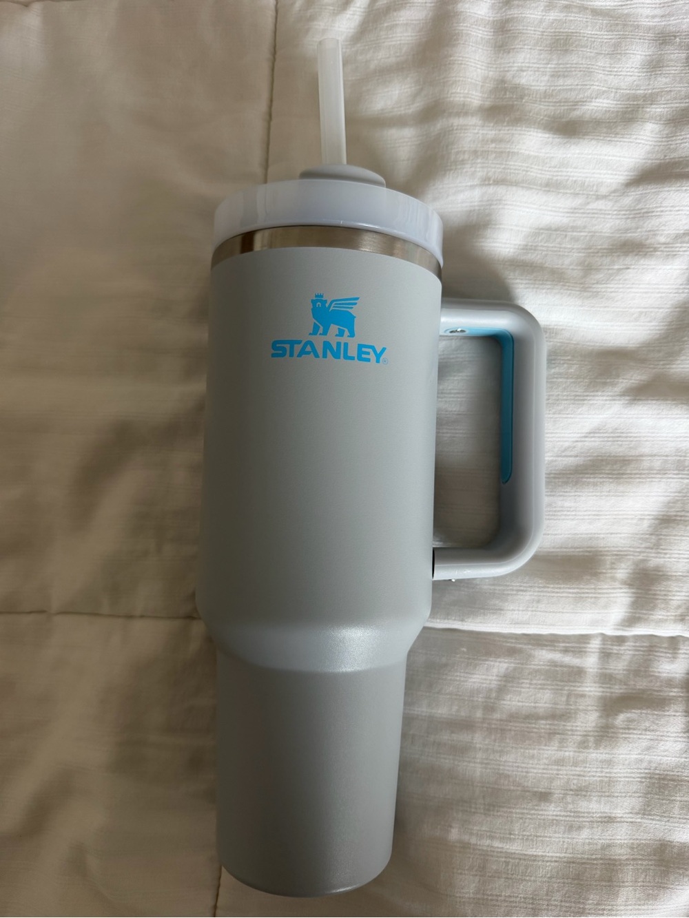 Stanley 40oz quencher H2.0 Flowstate Tumbler